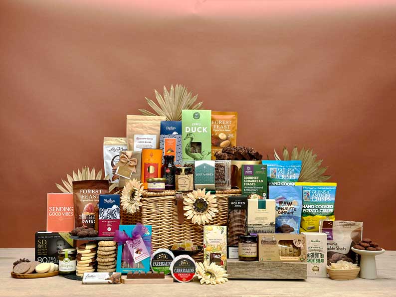 Emerald Ultimate Irish Hamper