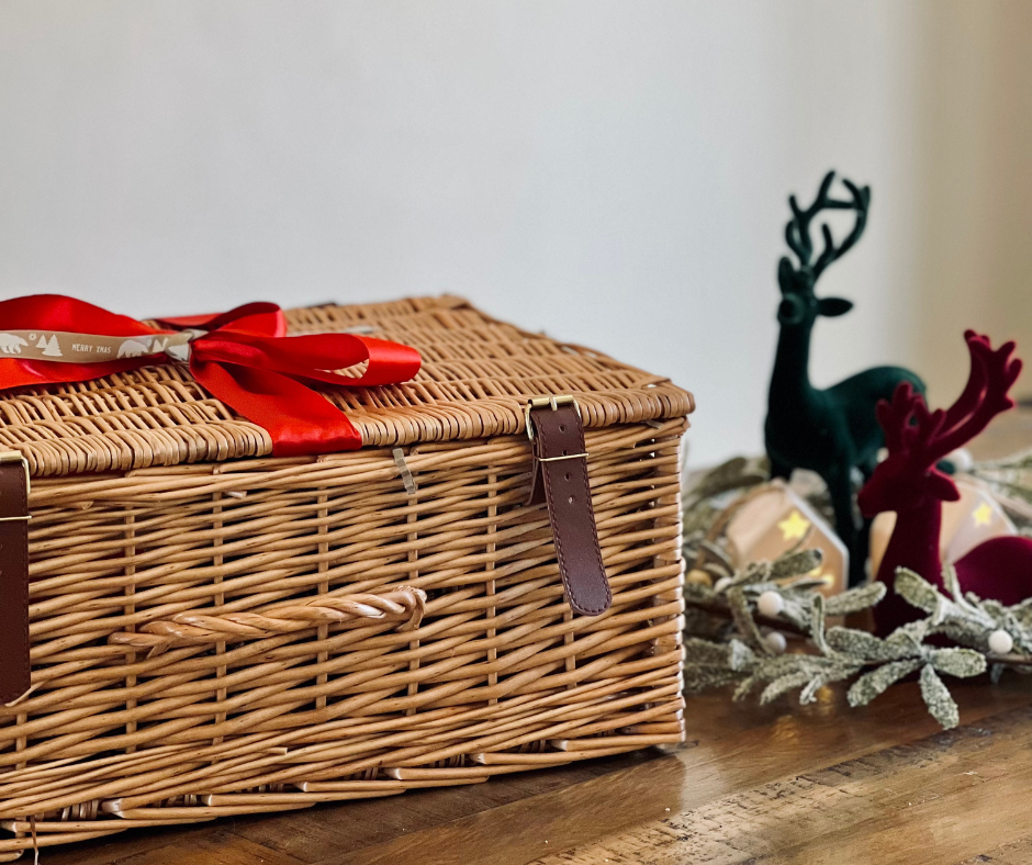 X-tra Special Xmas Hampers Delivered Throughout Ireland & Europe 
