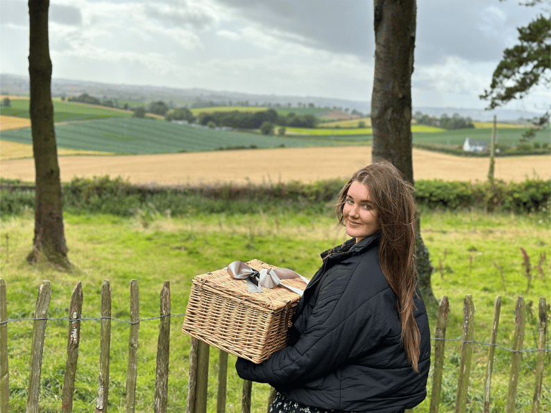 What Makes a Hamper Over €150 Feel Considered vs Just Large